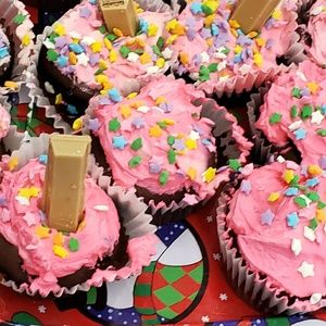 Meet your Posher, Amelia